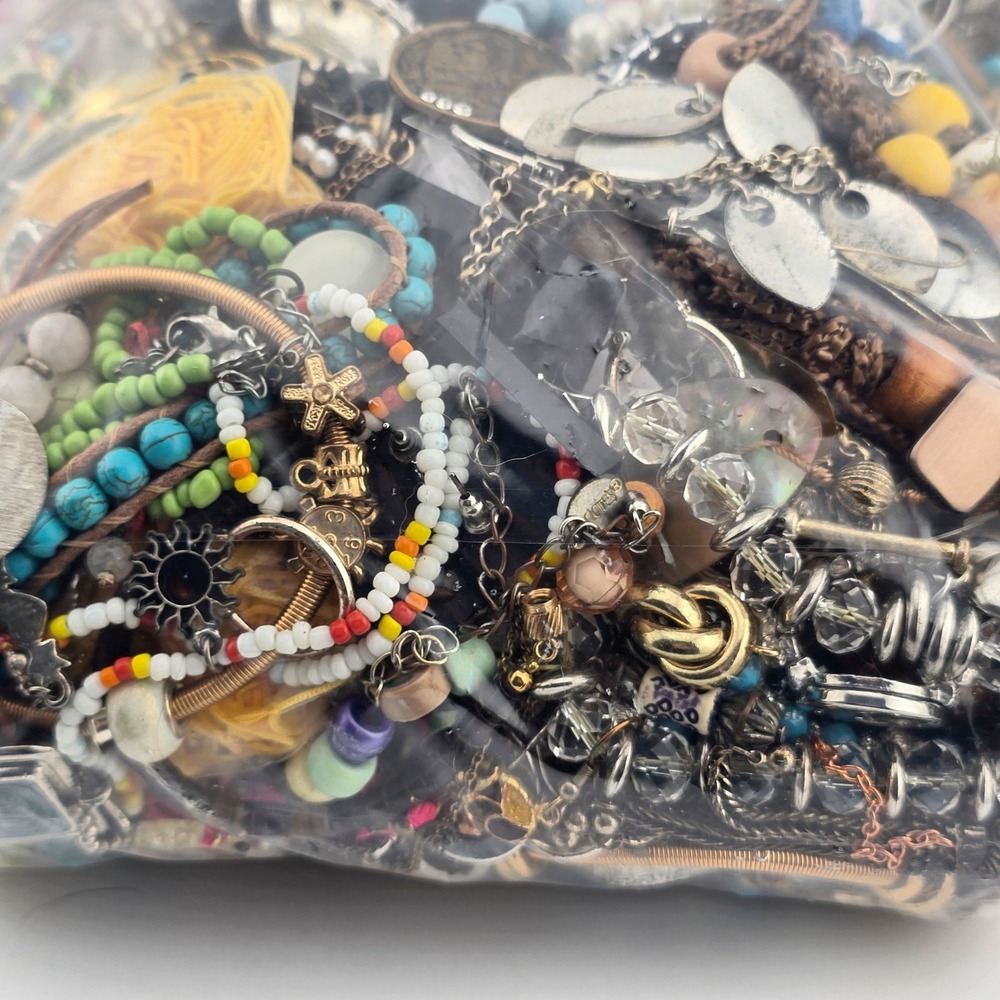 7lb Jewelry Craft Bag #2 - Bulk Lot Assorted Upcycle Broken Chains Beads & More - Picture 9 of 11